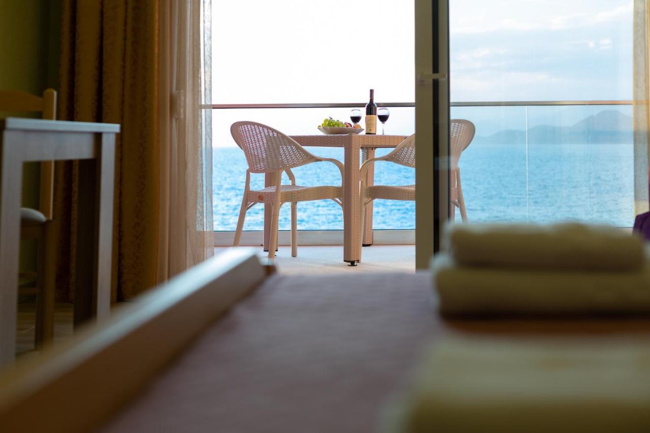Dreamsea Apartment Utjeha Dış mekan fotoğraf