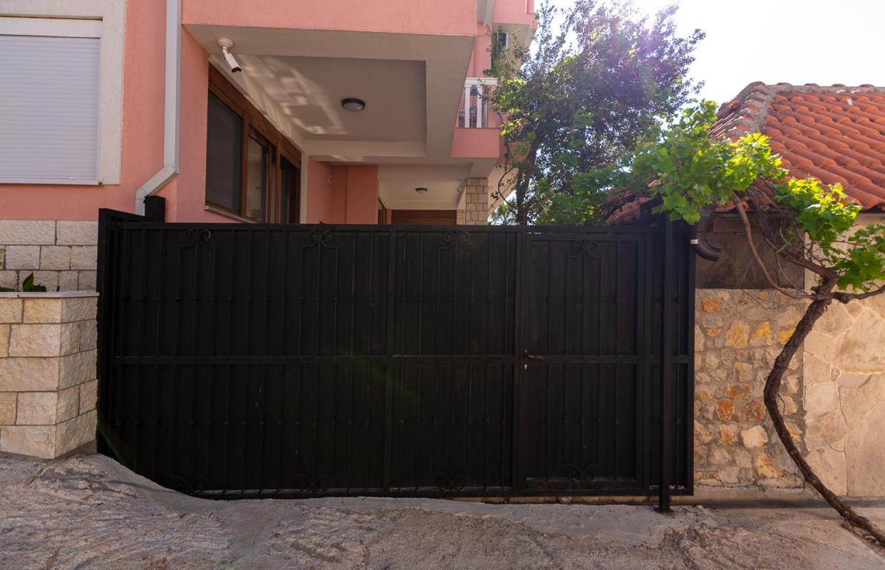 Dreamsea Apartment Utjeha Dış mekan fotoğraf